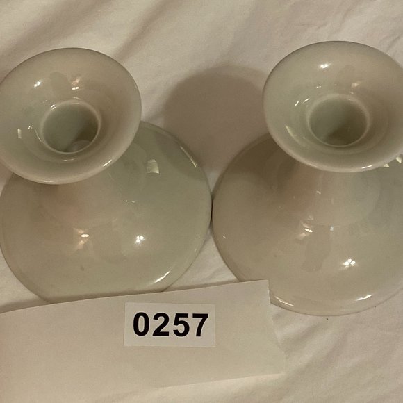 $5 when Bundled with 2 other items. 
Fitz & Floyd Pair of Candle holders, Cream - Picture 7 of 7